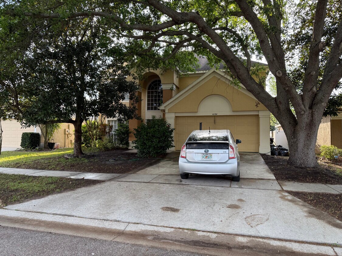 Primary Photo - 4104 Oakberry Dr