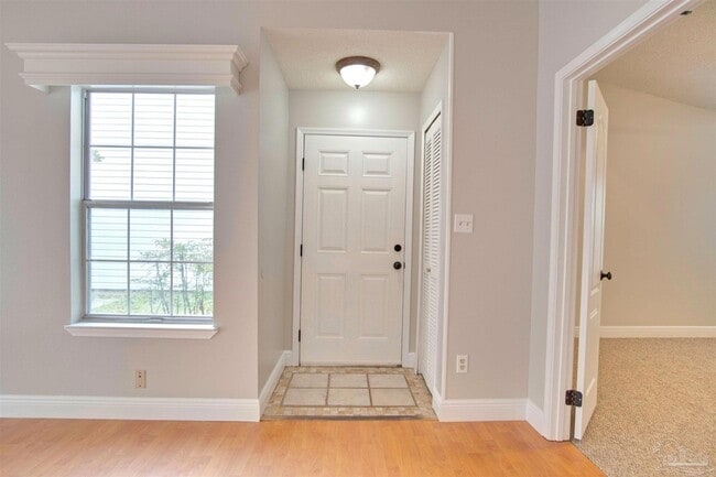 Foto del edificio - 6337 Langley Place Rd