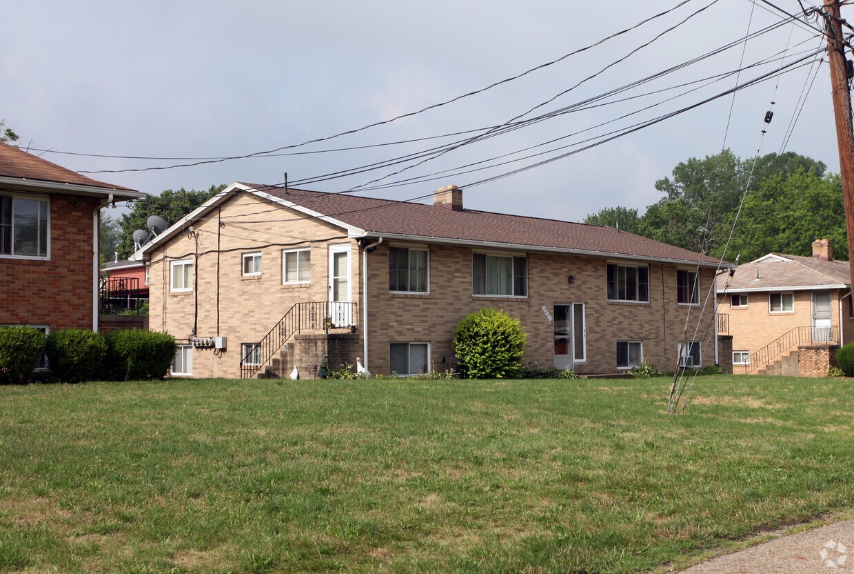Foto del edificio - 429-435 Amvale Ave NE