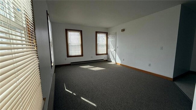 Building Photo - 20 #Apt 3 GRANITE St