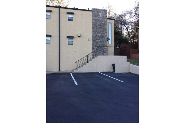 Foto del edificio - Park Hill Luxury Townhomes