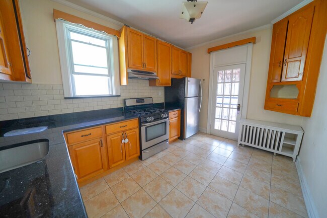 Foto del edificio - 2566 45th St