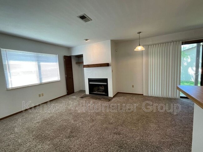 Building Photo - 51 Pepperwood Ct