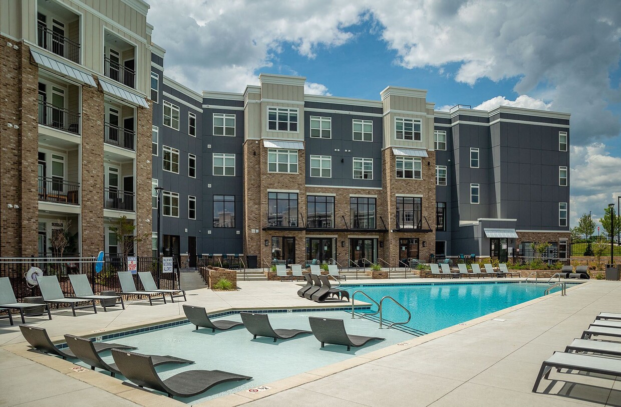 リラック有楽町 RhinoRack（ ライノラック ）PIONEER PLATFORM (1828MM X 1426MM) WITH