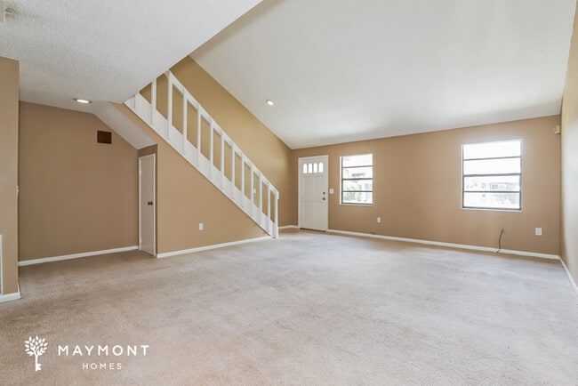 Building Photo - 3595 Raintree Way