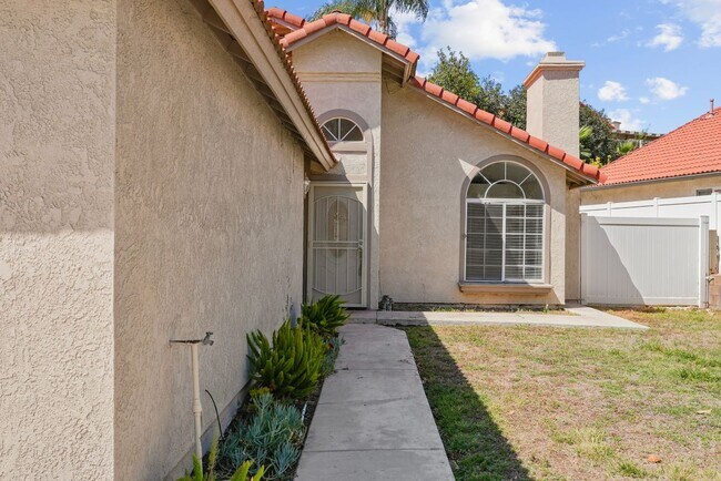Foto del edificio - 23175 Canyon Pines Pl
