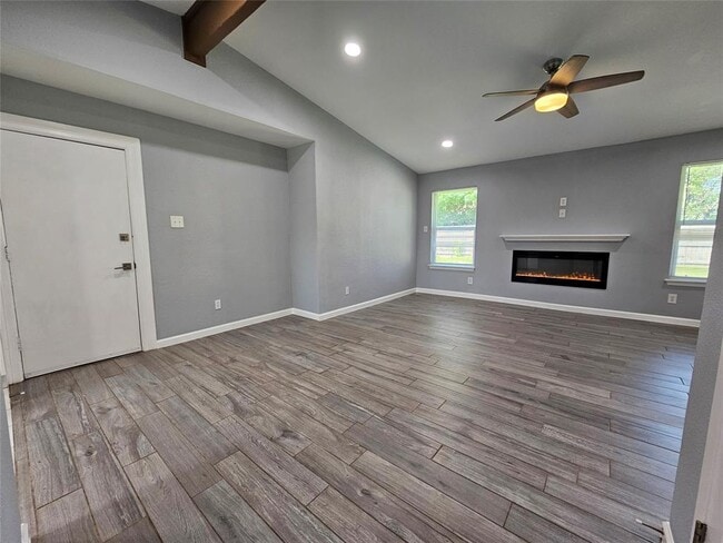 Foto del edificio - 2603 Peach Tree Ln