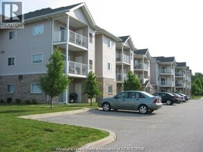 Building Photo - 2592 Pillette Rd