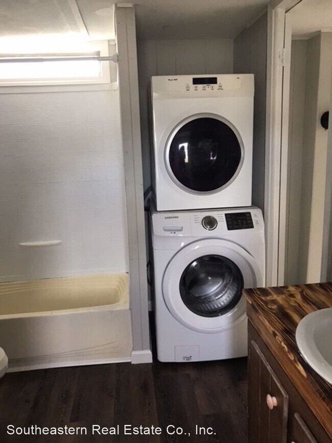 Foto del edificio - 2 br, 1 bath House - 104 Lori Lane