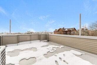 Building Photo - 163 W Cumberland St