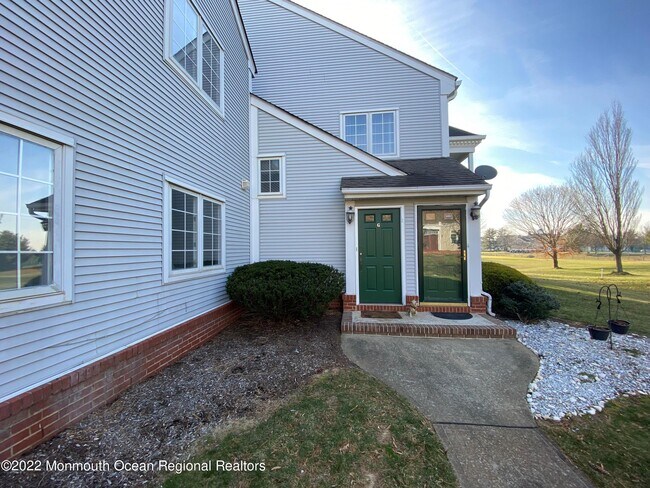 Building Photo - 94G Winthrop Rd