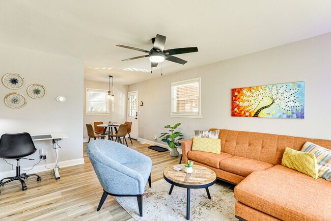 Foto del edificio - 7012 Terrace Dr