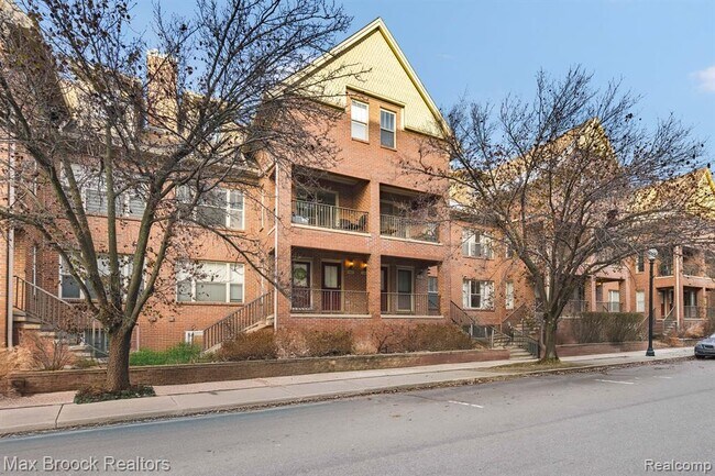 Building Photo - 160 Tiffany Ln Pvt