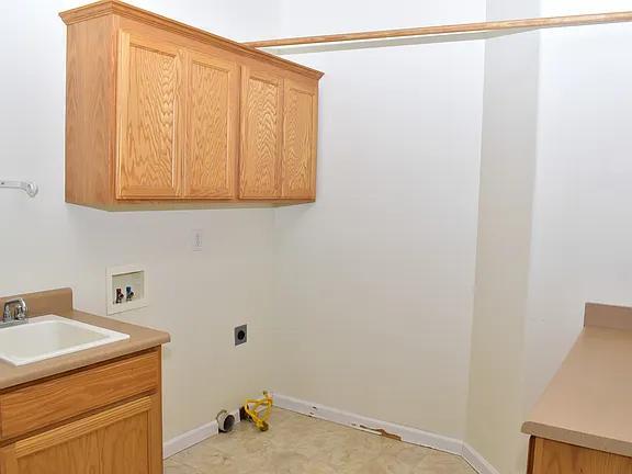 Foto del edificio - 2914 Farmington Ave