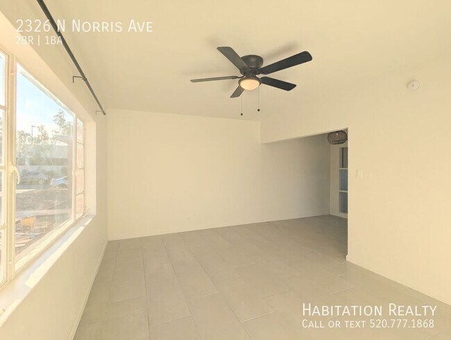 Foto del edificio - 2326 N Norris Ave