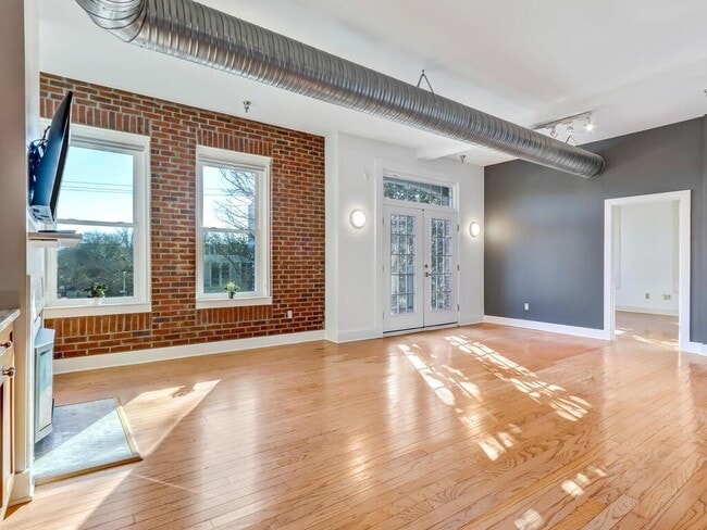 Building Photo - 1158 Ponce De Leon Ave NE