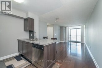 Building Photo - 16-2116 Harrison Garden Blvd