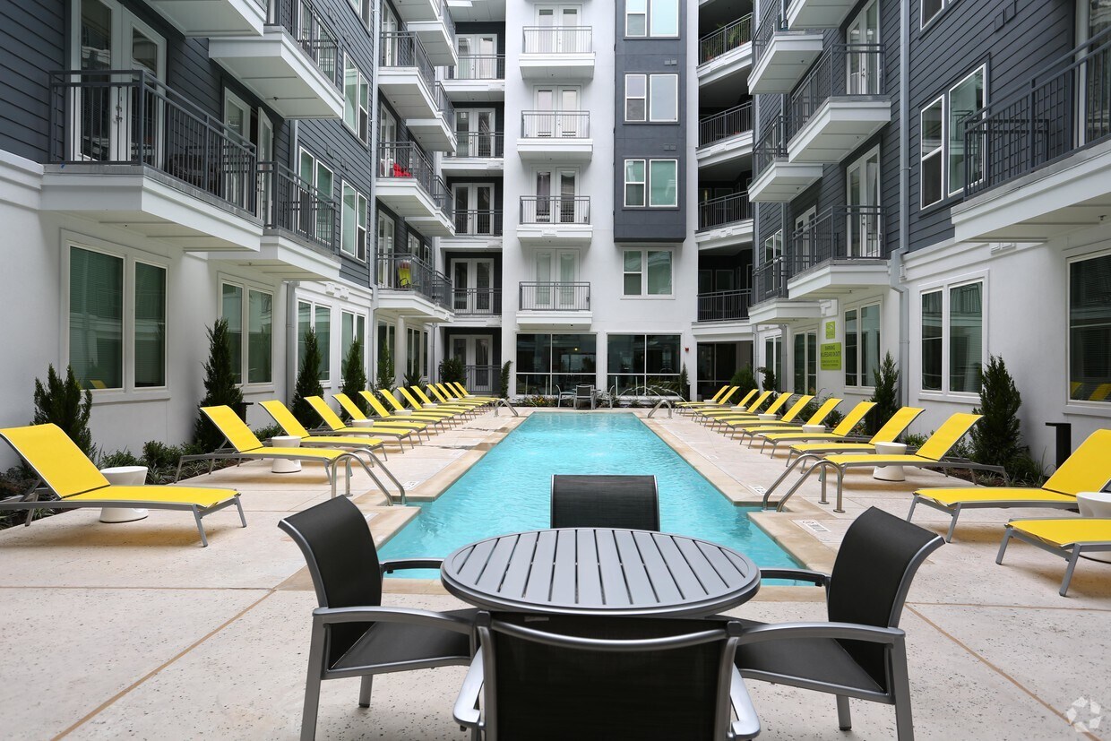 Burnet Flats Apartments Austin Tx Pool Burnet Flats