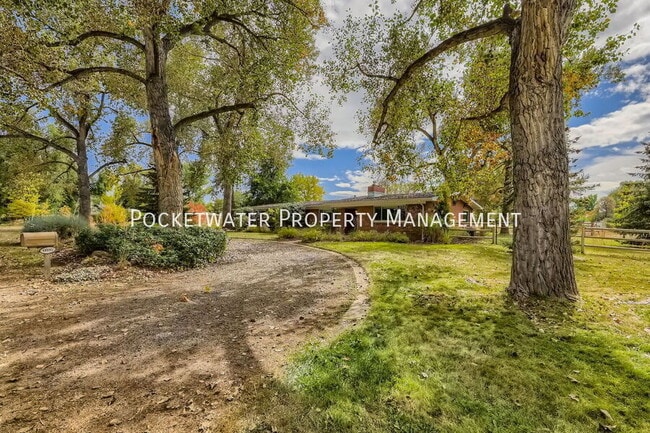 Photo - 6086 Simmons Dr House