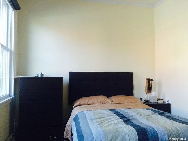 Foto del edificio - 206 1st Ave.