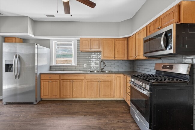Building Photo - 4509 S Talman Ave