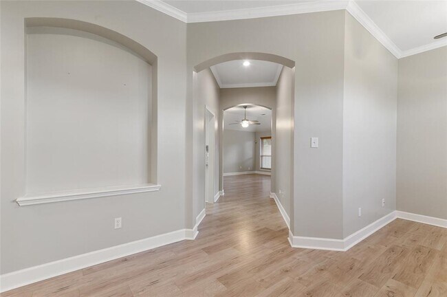 Foto del edificio - 10335 Emerald Oaks Dr
