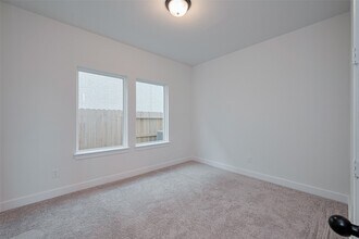 Building Photo - 16803 Jacobs Peak Path