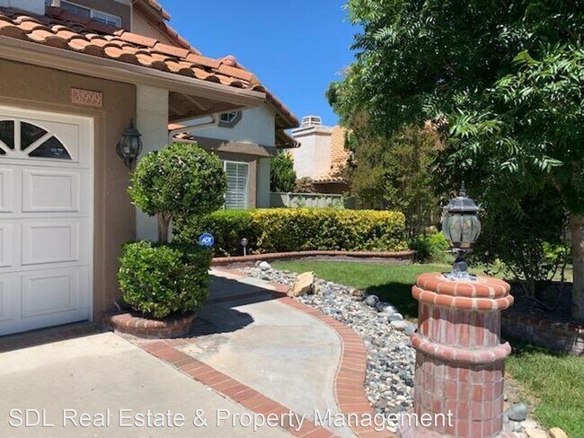 Building Photo - 5 br, 3 bath House - 31999 Corte Eldorado