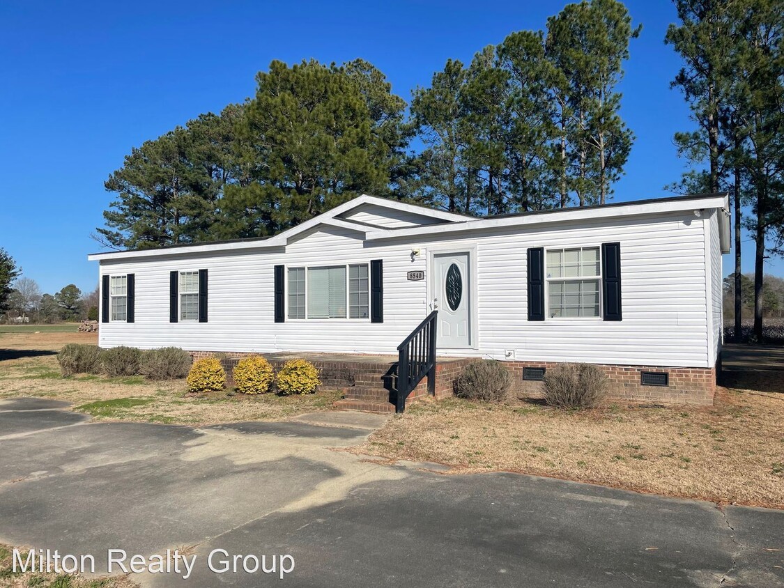 Primary Photo - 3 br, 2 bath House - 8540 Godwin Falcon Rd.