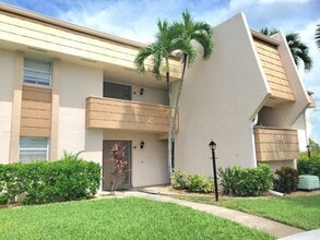 Building Photo - 1080 Bal Harbor Blvd