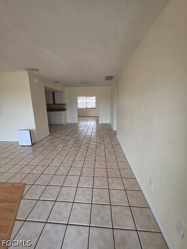 Foto del edificio - 202 Eaglesmere Dr