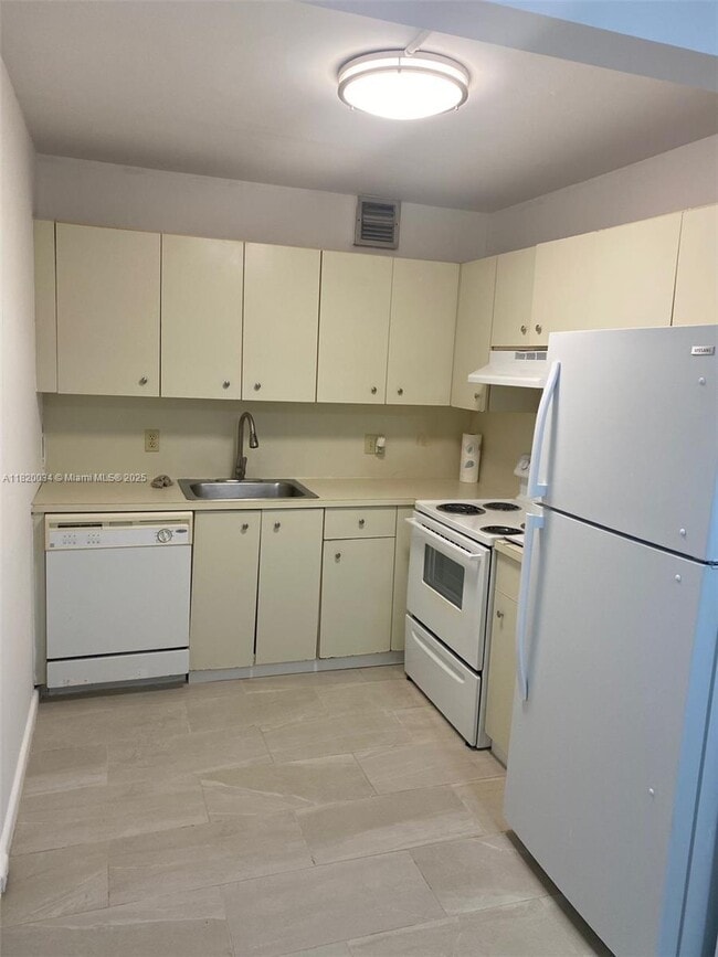 Foto del edificio - 850 SW 133rd Terrace