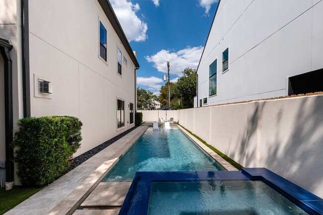 Foto del edificio - 1409 Indiana St