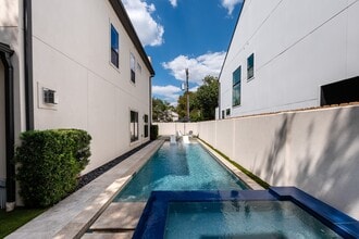 Building Photo - 1409 Indiana St