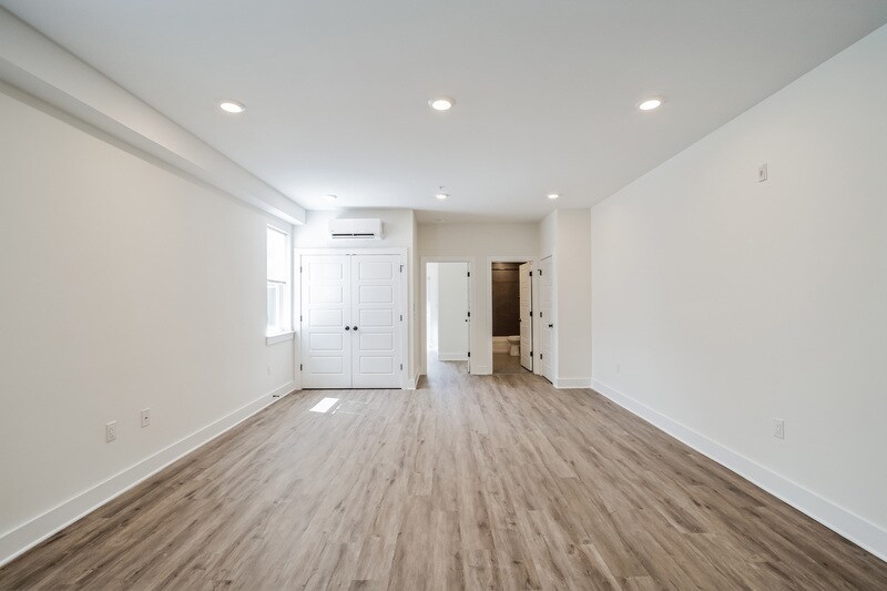 Photo - 6906 Ridge Avenue - 5