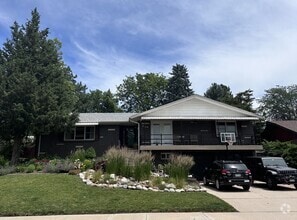 Building Photo - 2744 S Golden Way