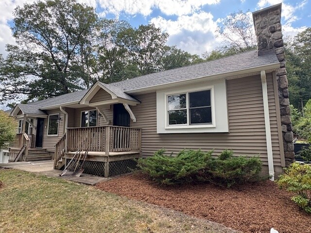 Foto principal - 133 Millbrook Rd
