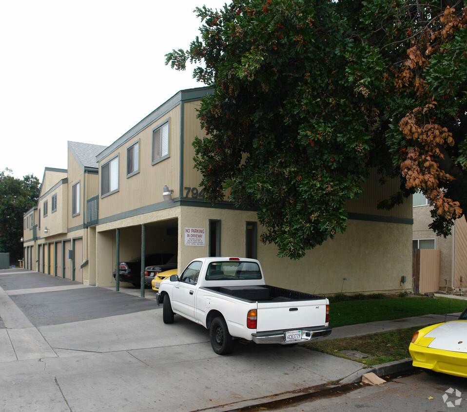 Primary Photo - 7942 Aldrich Ave