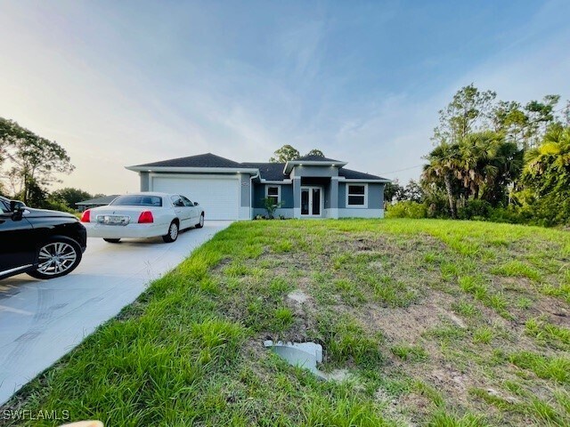 Foto principal - 2524 39th St W