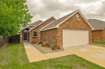 Building Photo - 2805 Malli Ct