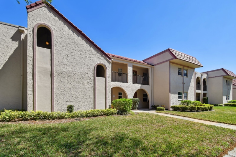 Foto principal - 9700 Starkey Rd