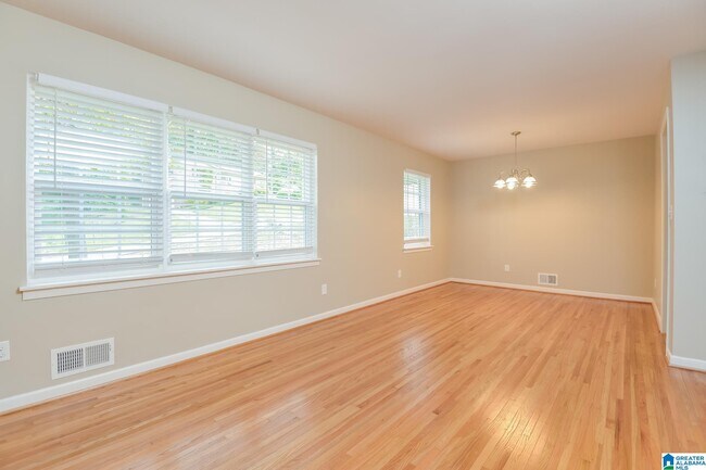 Foto del edificio - 2616 2nd Pl NW