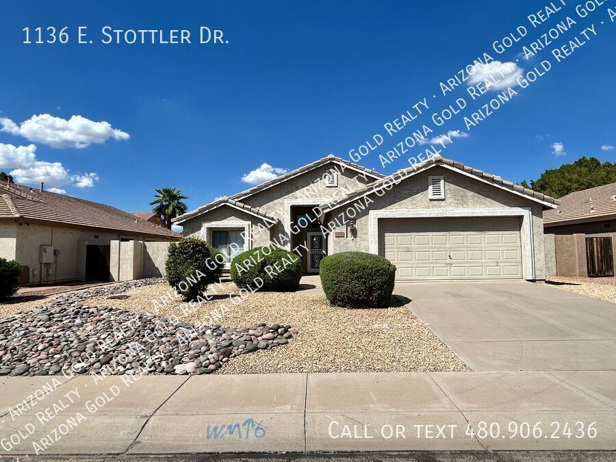 Foto principal - 1136 E Stottler Dr