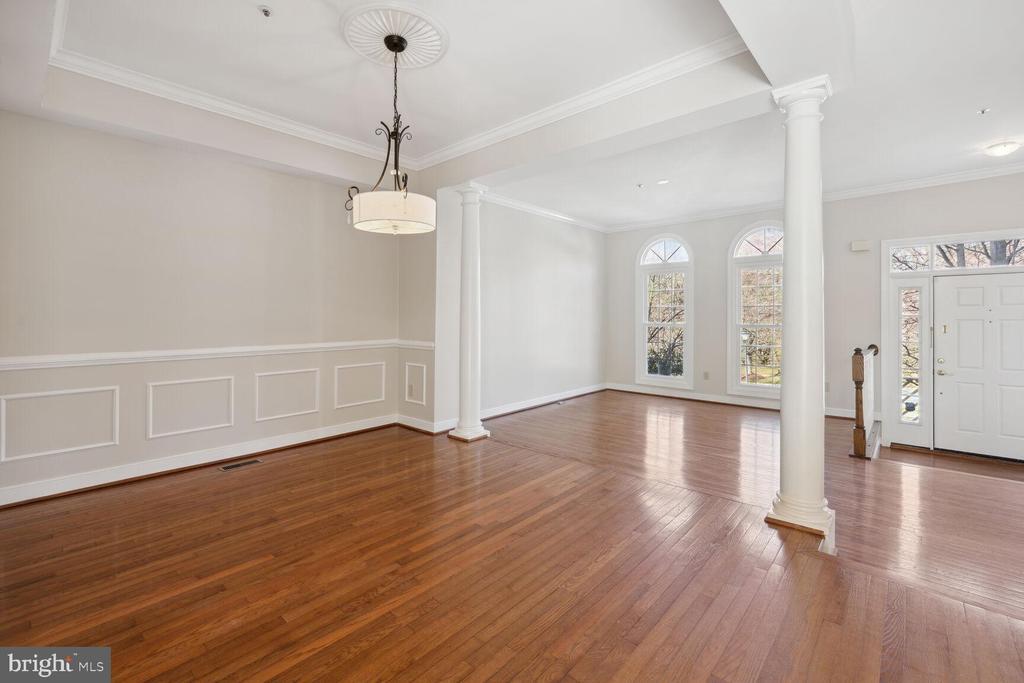 15756 Cherry Blossom Ln, North Potomac, MD 20878 Townhome Rentals in