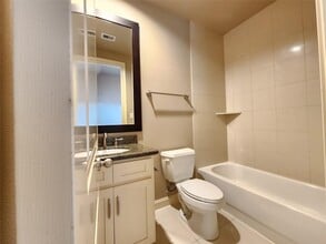 Building Photo - 3205 Center St