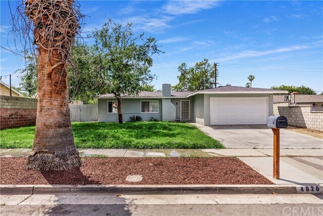 Foto principal - 4026 Madrona Rd