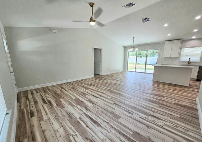 Foto del edificio - 11 Dogwood Drive Trail