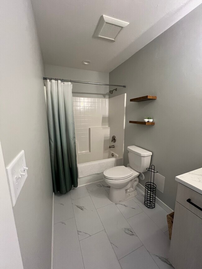 Foto del edificio - 418 W 18th St