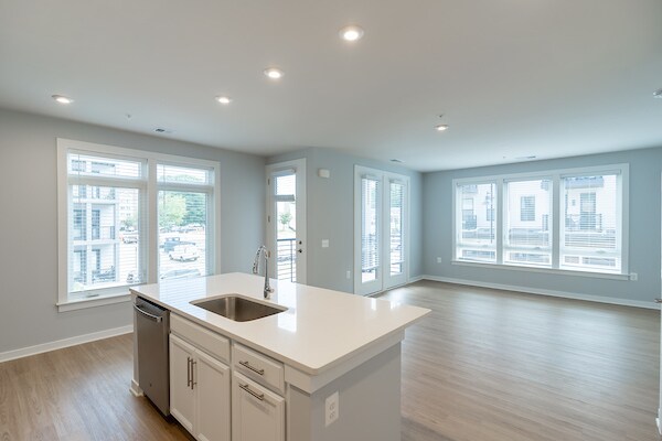 Building Photo - 1669 Bandit Loop