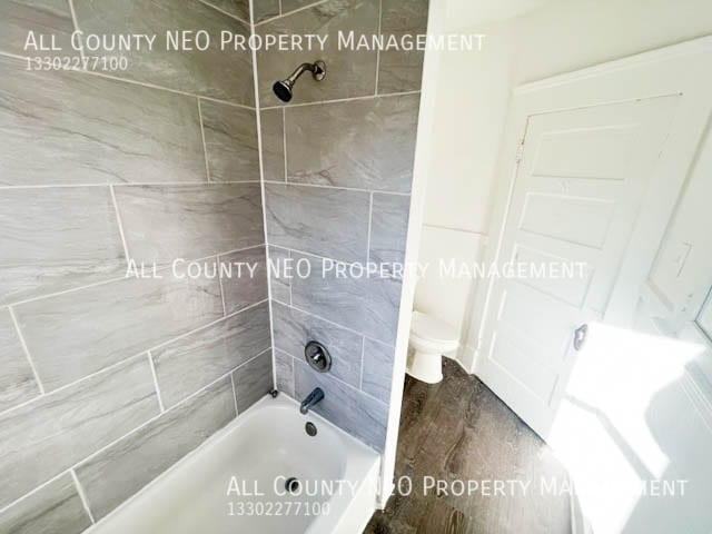 Foto del edificio - 3294 W 98th St